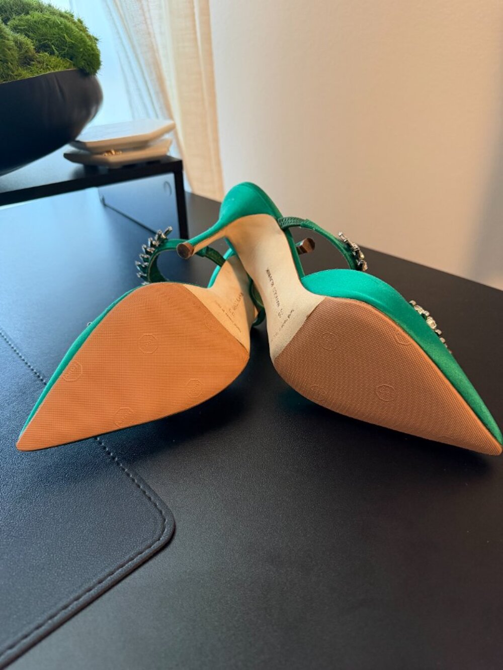 Manolo Blahnik Lurum Green Crystal Embellished 90 mm Satin Mules - Picture 3 of 7